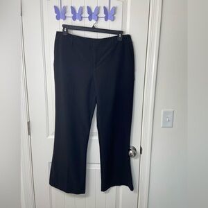 NWOT Covington Essentials women’s solid black flat front dress pants trousers 14